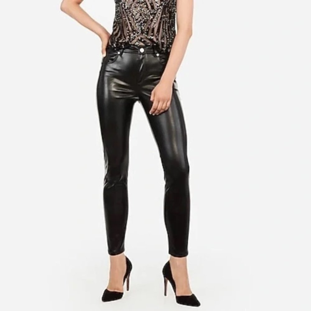 NWT Express Vegan Leather Pleather High Rise Ankle Legging Women's 4